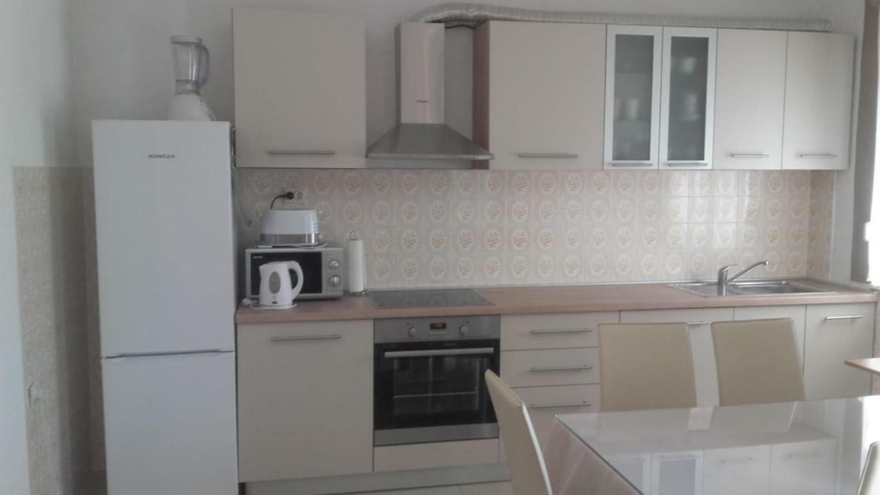 Apartment Nehaj Kastela Bagian luar foto