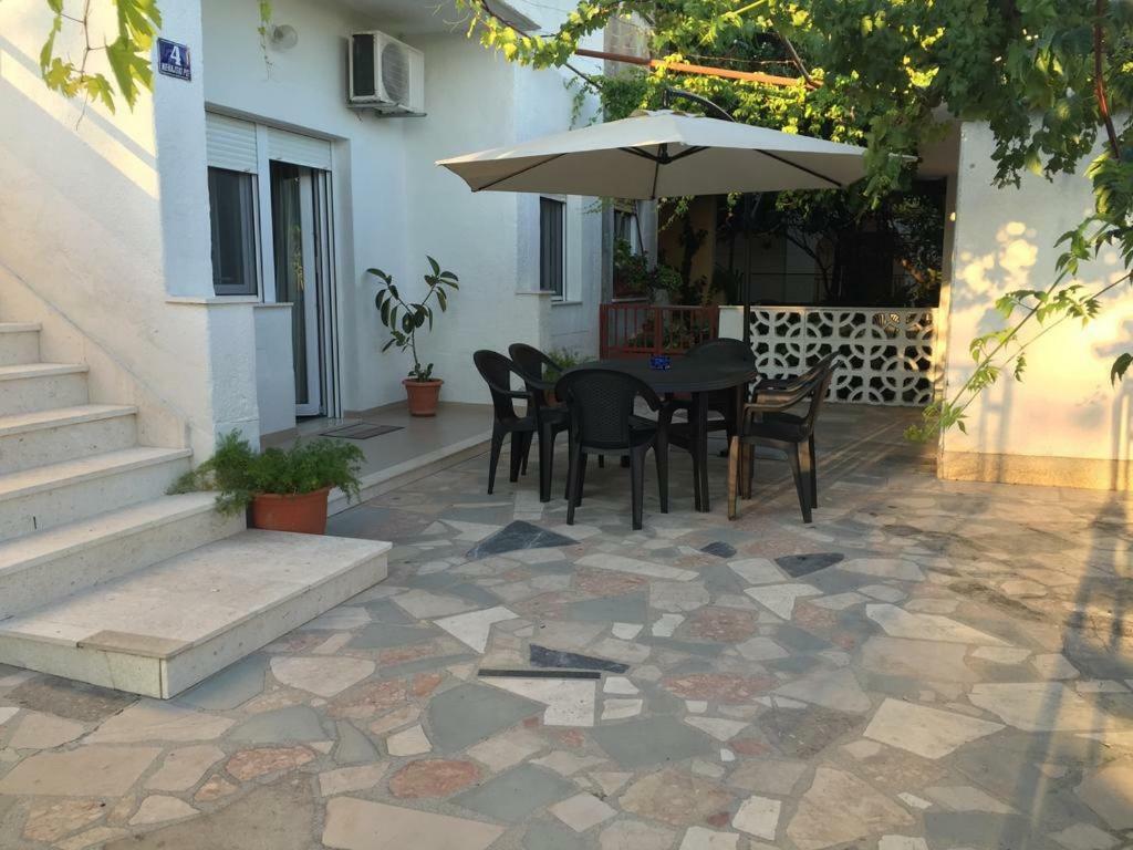 Apartment Nehaj Kastela Bagian luar foto